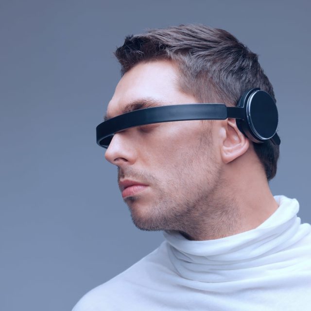 picture-handsome-man-with-futuristic-glasses 1-min picture-handsome-man-with-futuristic-glasses 1-min
